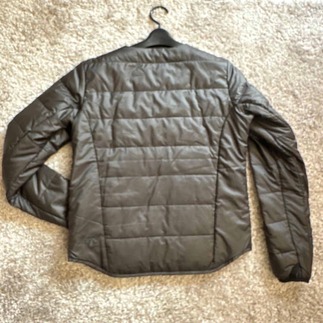 DESCENTEダウンチェスターコート　インナーダウン付き