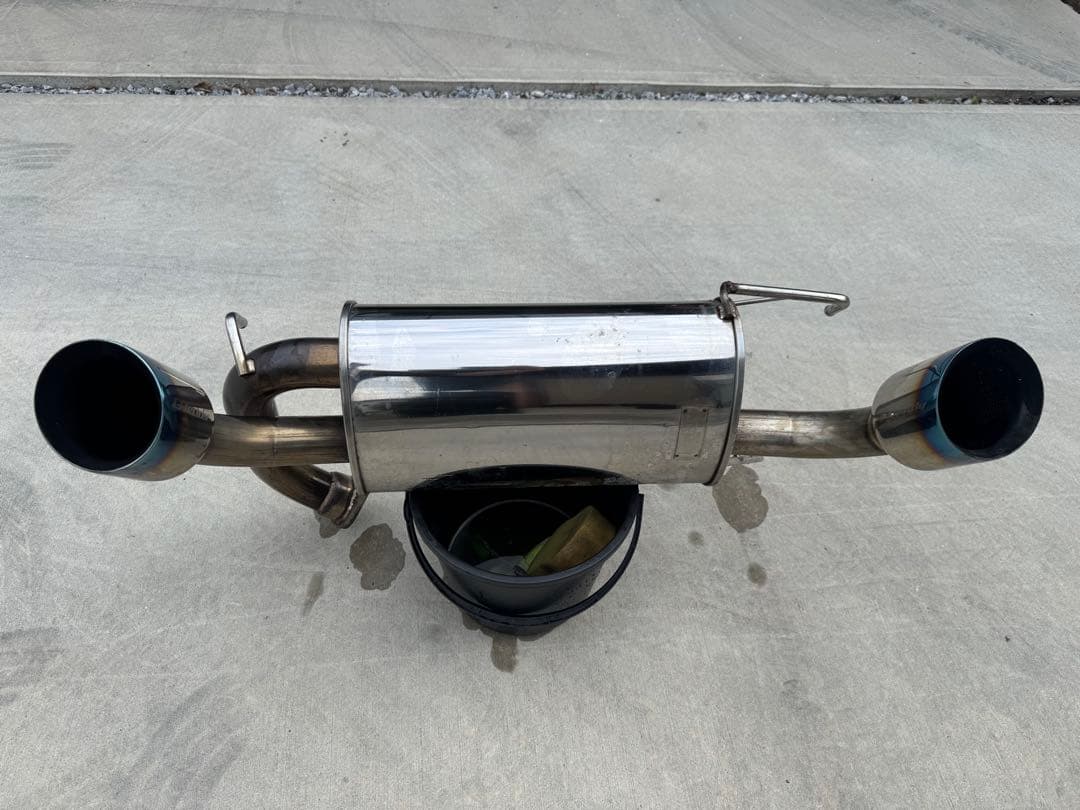 Z33 greddyマフラー