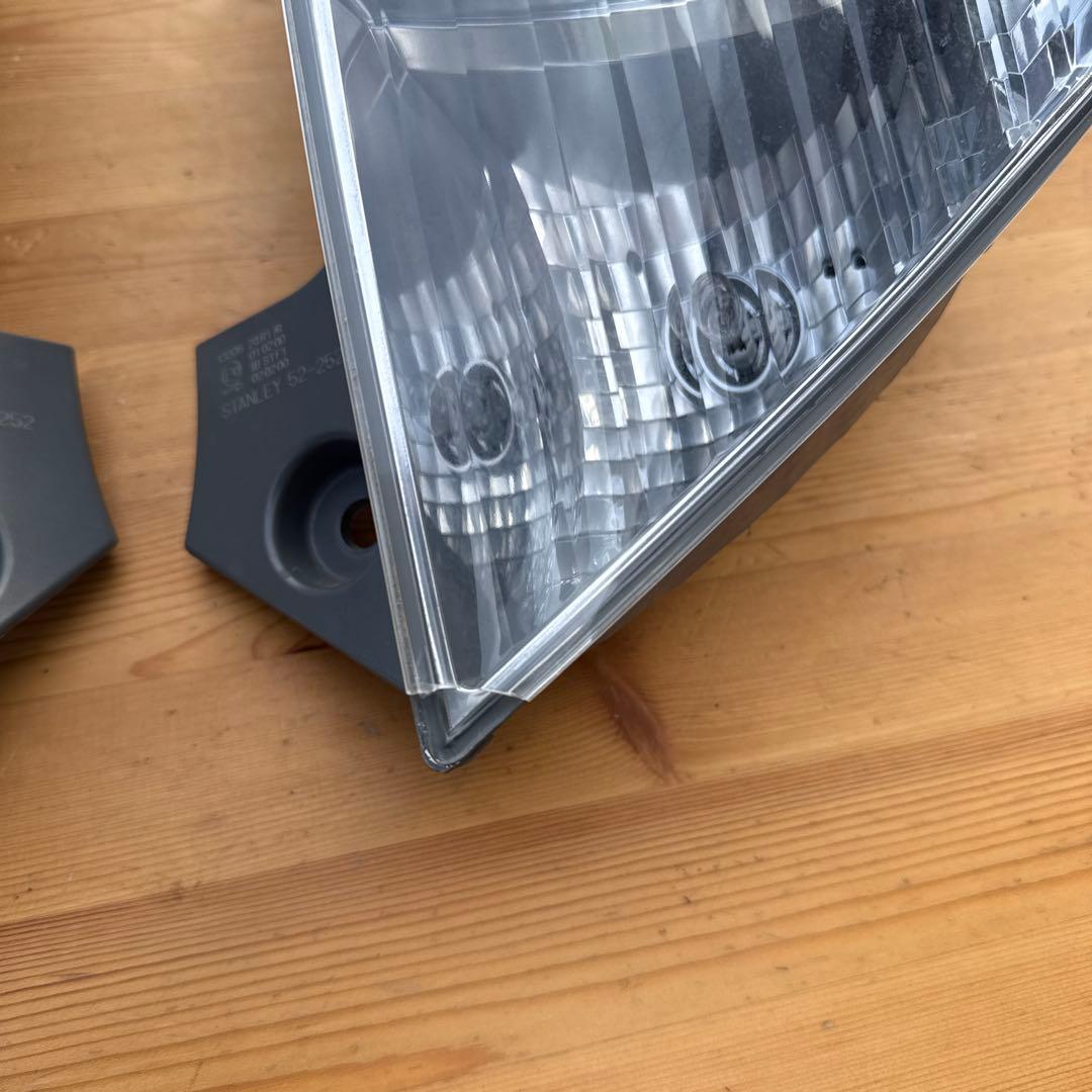 アクア　NHP10 テールライト