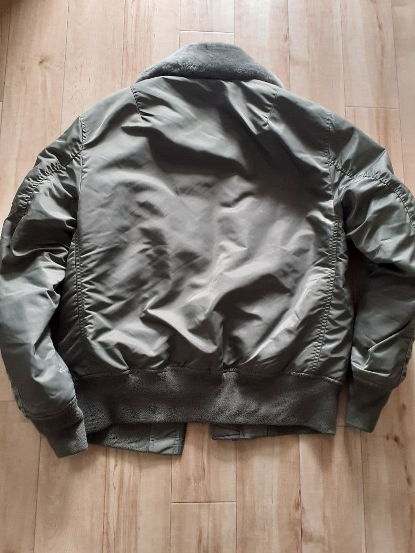 美品 WAIPER B-15 D フライトジャケット 38 セージグリーン