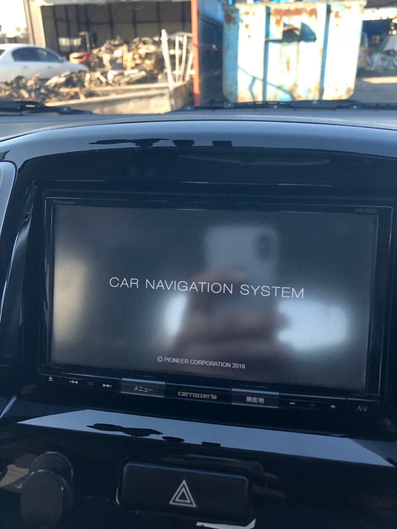 カーナビ Carrozzeria pioneer avic-rz503. 2019