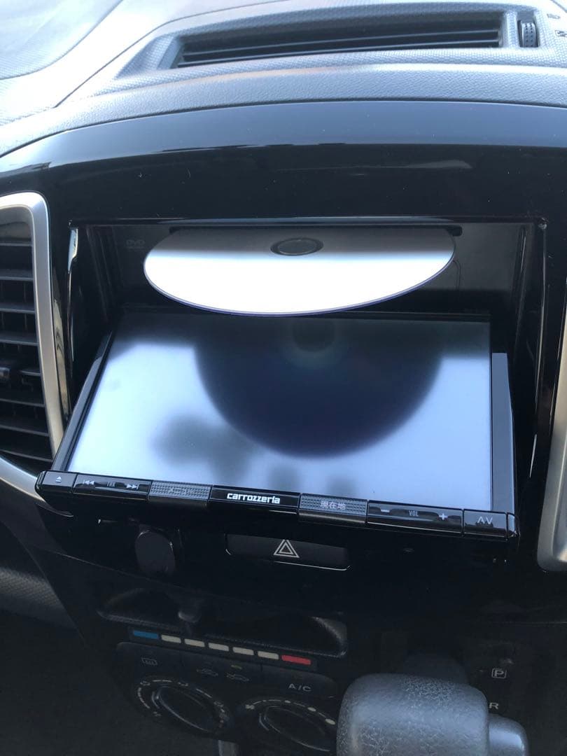 カーナビ Carrozzeria pioneer avic-rz503. 2019