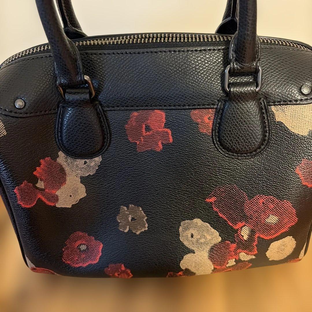 COACH 花柄レザーショルダーバッグ