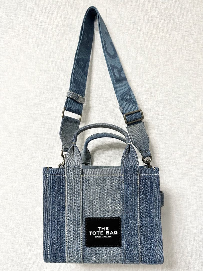 新品■マークジェイコブス ザ クリスタルデニム スモールトートバッグライトブルー