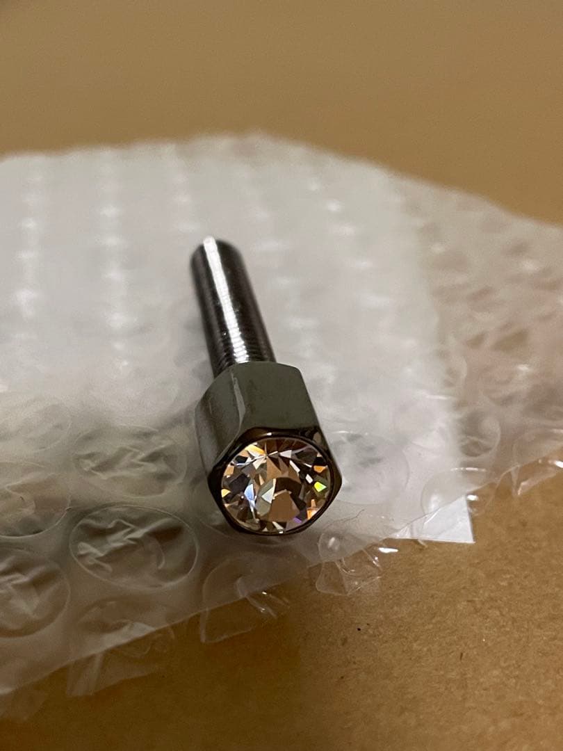 ハマーH2 スワロフスキーボルトZINE HUMMER