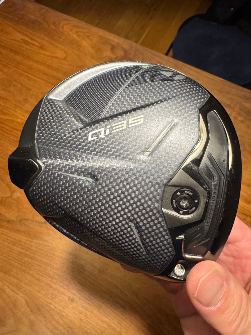 テーラーメイド QI35ドライバー 9度のヘッドと未使用ヘッドカバー