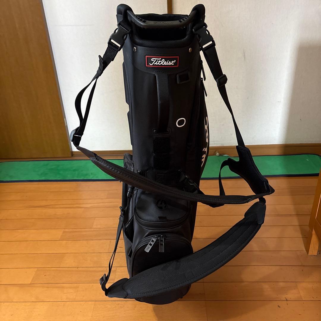 未使用に近　Titleist スタンドバッグ プレーヤーズ4 ブラック