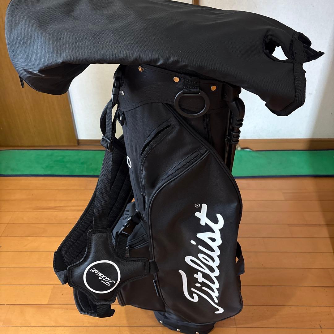 未使用に近　Titleist スタンドバッグ プレーヤーズ4 ブラック