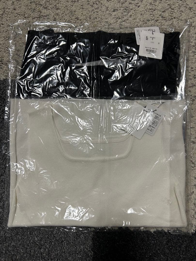 Mal.レレレさんより購入クロシェ　タンクトップ2枚セット新品未使用