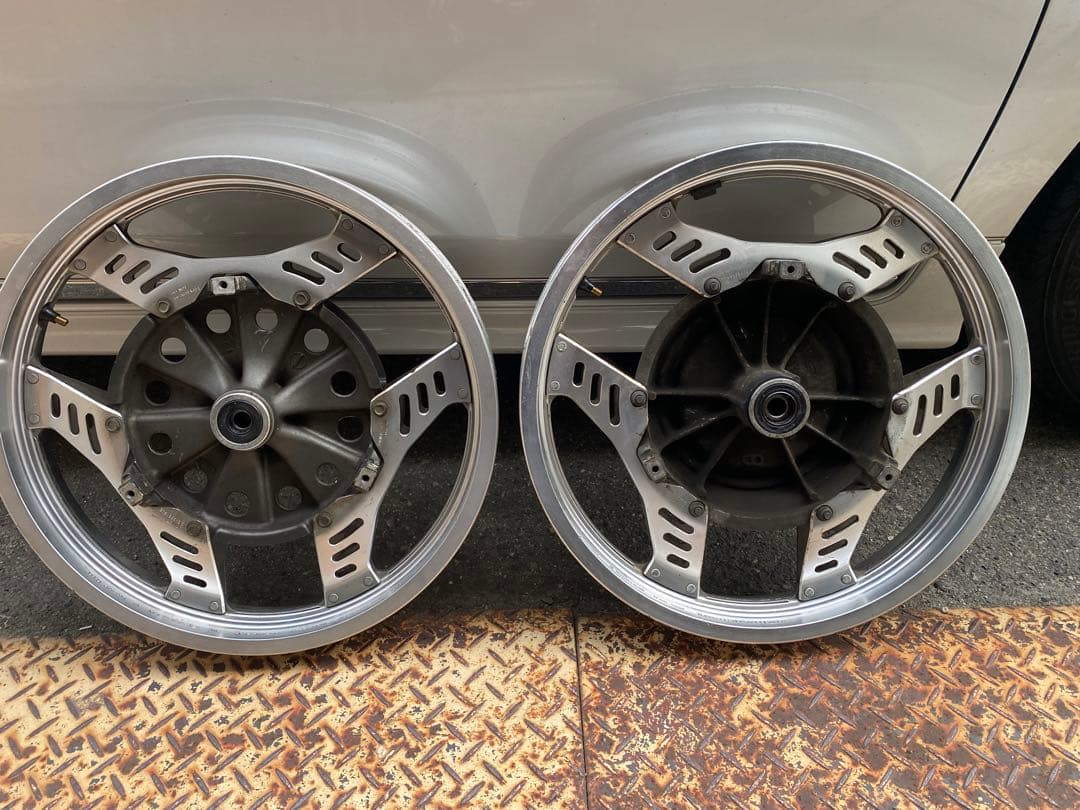 cbx ダブルインボード用ホイール前後セット