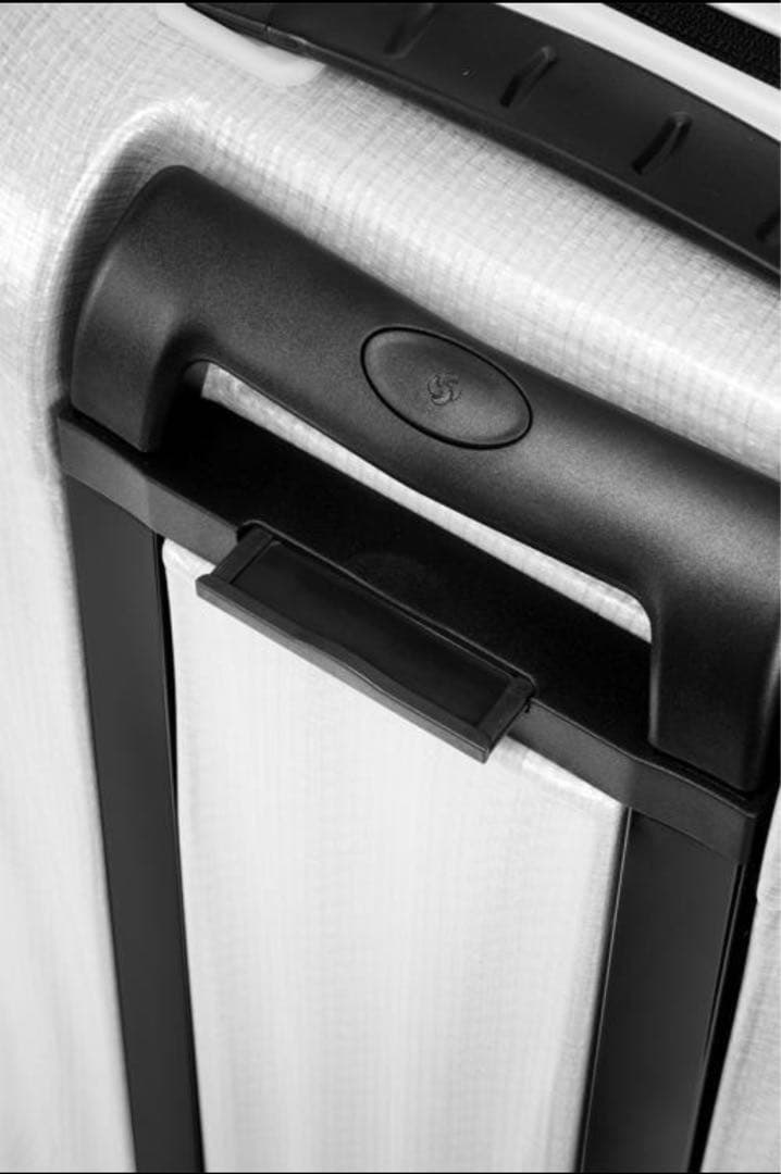 新品未使用★白サムソナイト シーライト スピナー55 機内持ち込み スーツケース