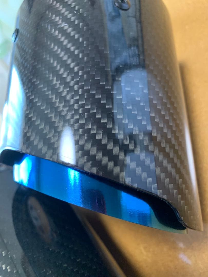 カーボンファイバー マフラーエンド ブラック・ブルー