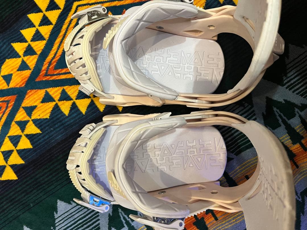 【定価10万以上】スノーボードセット ビンディング レディース 143cm