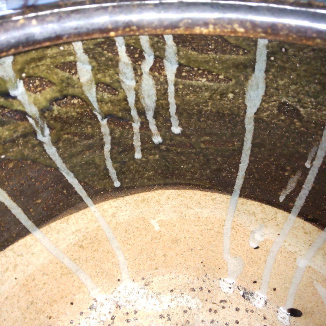 青と白の陶器製 火鉢