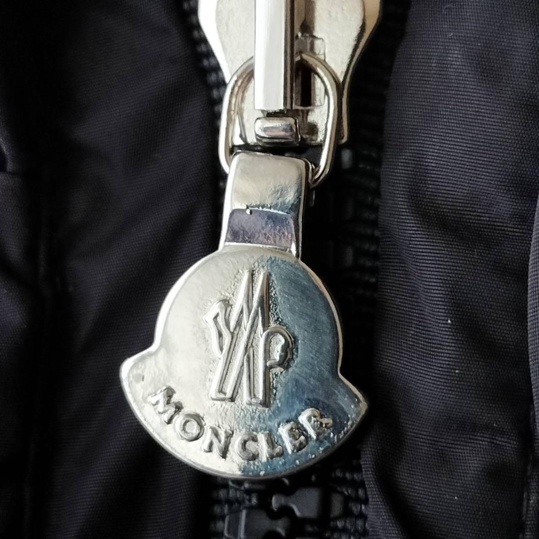 モンクレール　ウィンドブレーカー　ブルゾン　フリル付き　116cm