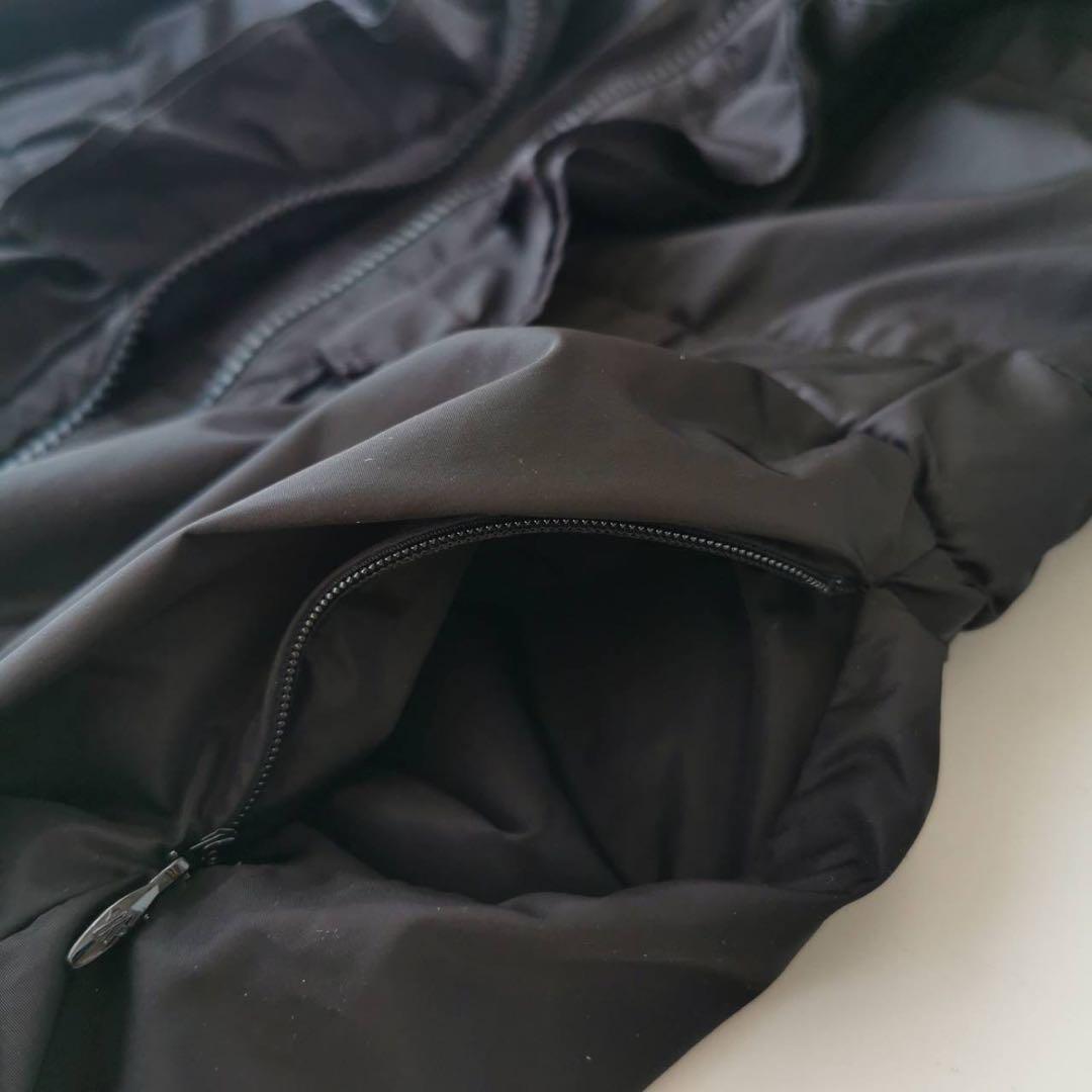 モンクレール　ウィンドブレーカー　ブルゾン　フリル付き　116cm