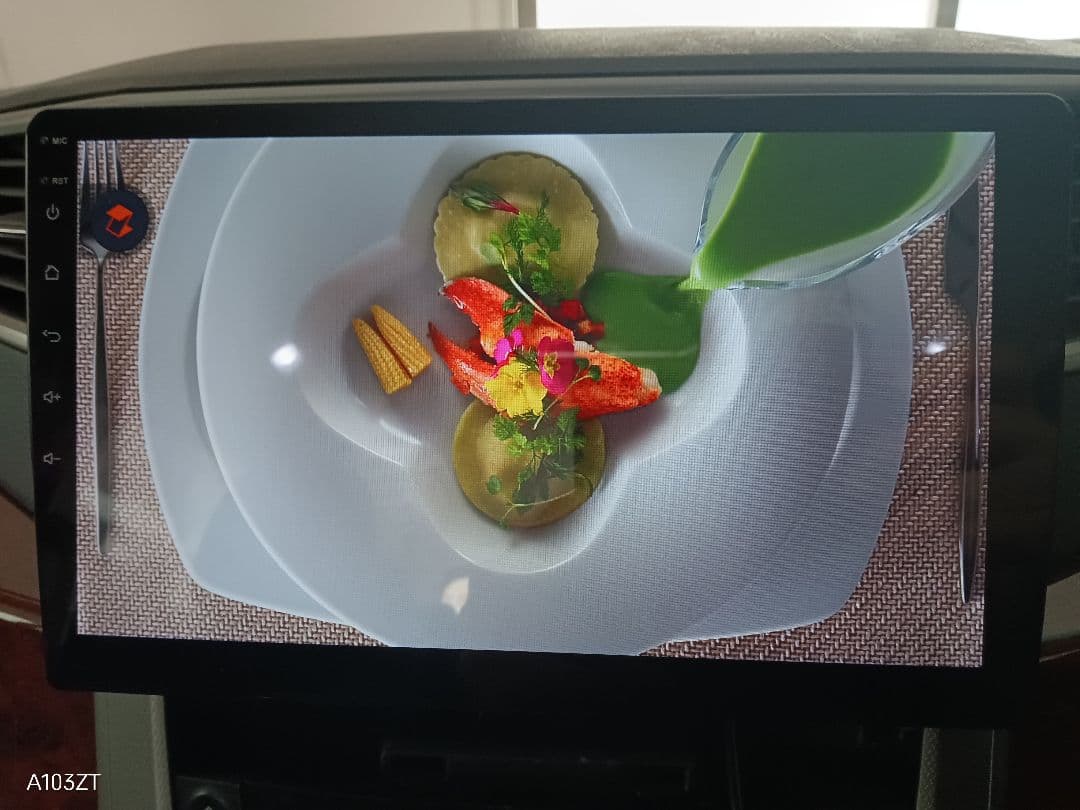 10.1インチ　carplay　オート対応最新OS Android15