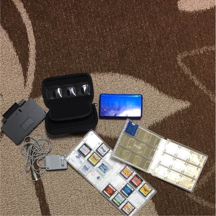 ニンテンドー 3DS コバルトブルー&ソフト12個＋ソフトケース