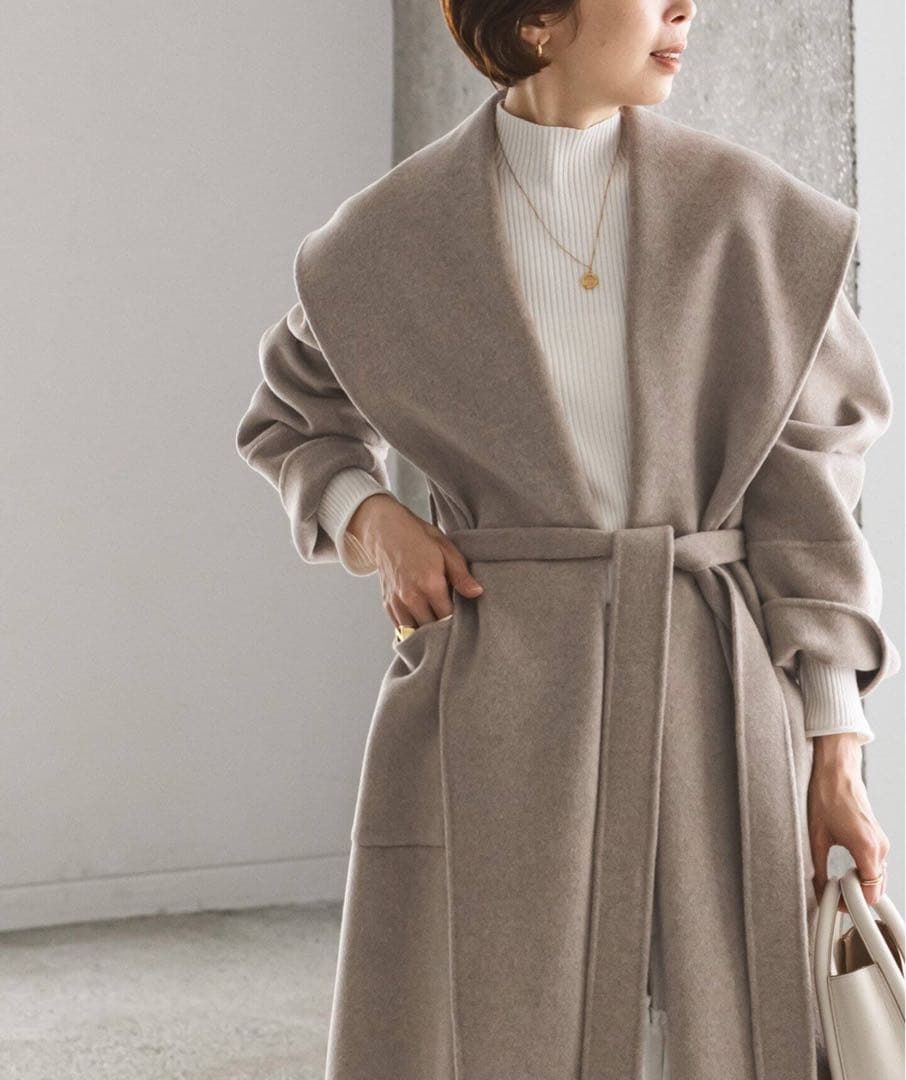 ノーブル　100％ウール　ベージュ ロングコート