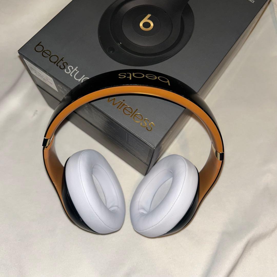 Beats Studio 3 wireless ビーツヘッドホン
