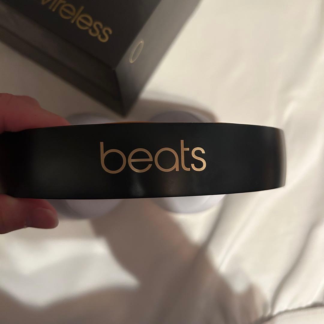 Beats Studio 3 wireless ビーツヘッドホン