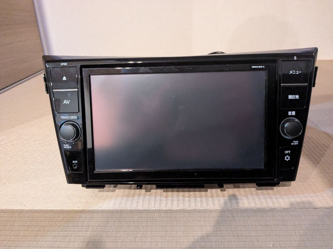日産 MM318D-L エクストレイル外し　9インチナビ
