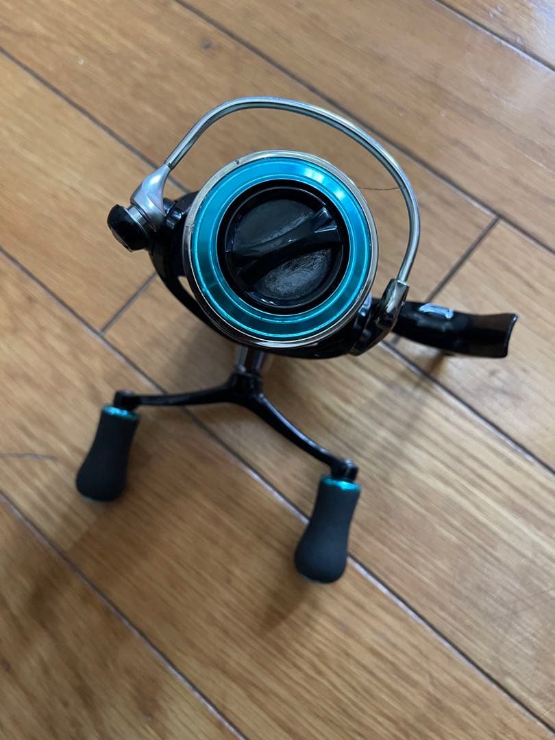 ダイワ　エメラルダス リール 2508PE-DH 新品PEライン付き