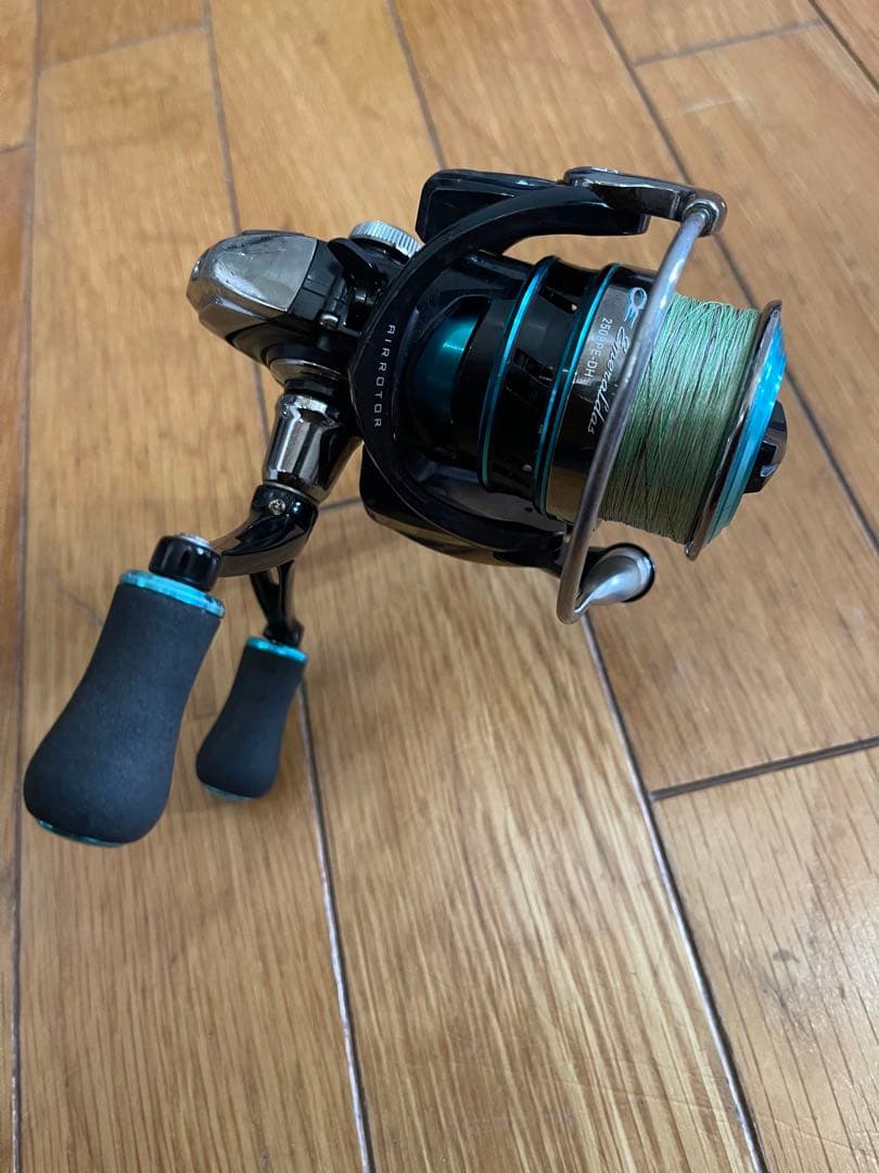 ダイワ　エメラルダス リール 2508PE-DH 新品PEライン付き