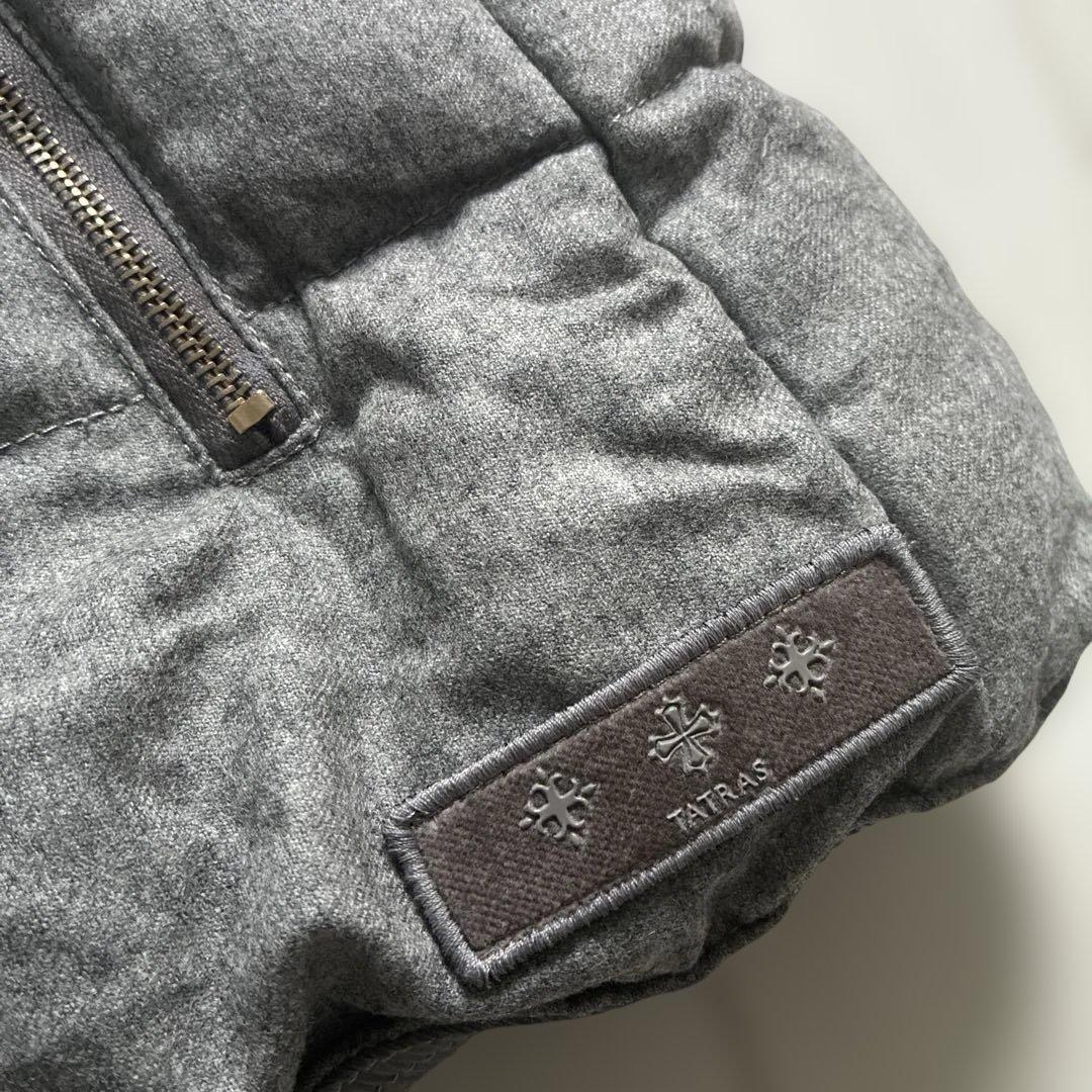 お値下げ⭐️美品⭐️TATRAS フード付きグレーダウンベスト
