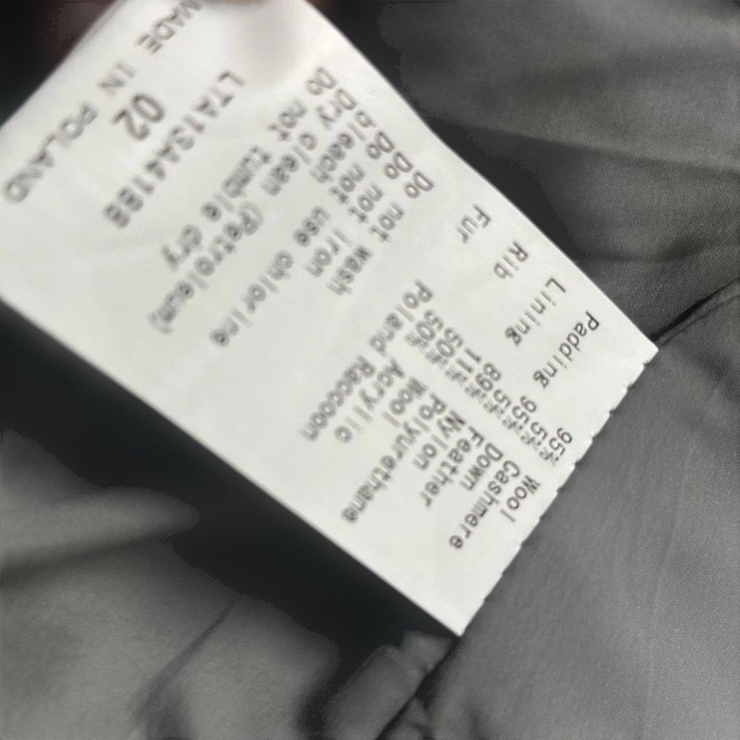 お値下げ⭐️美品⭐️TATRAS フード付きグレーダウンベスト