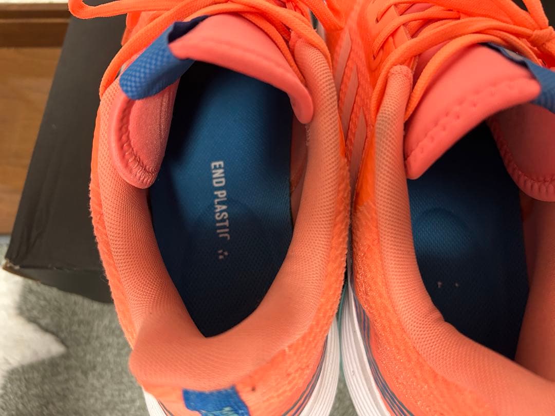 アディダス バレーボール ノヴァフライト ビームオレンジ 28.5cm