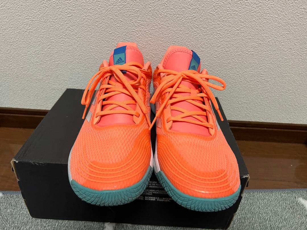 アディダス バレーボール ノヴァフライト ビームオレンジ 28.5cm