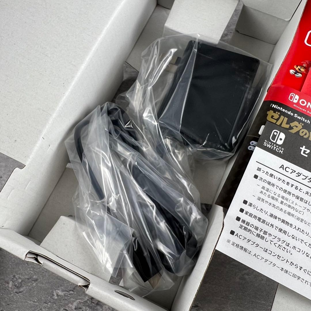 じょう様【新品未使用】任天堂Switch Lite Hyrule Editio