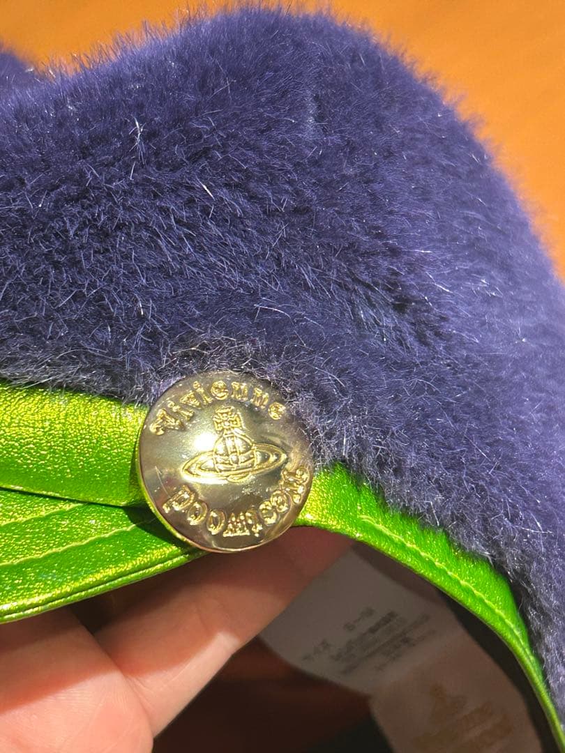 Vivienne Westwood キャスケット　ファー　紫