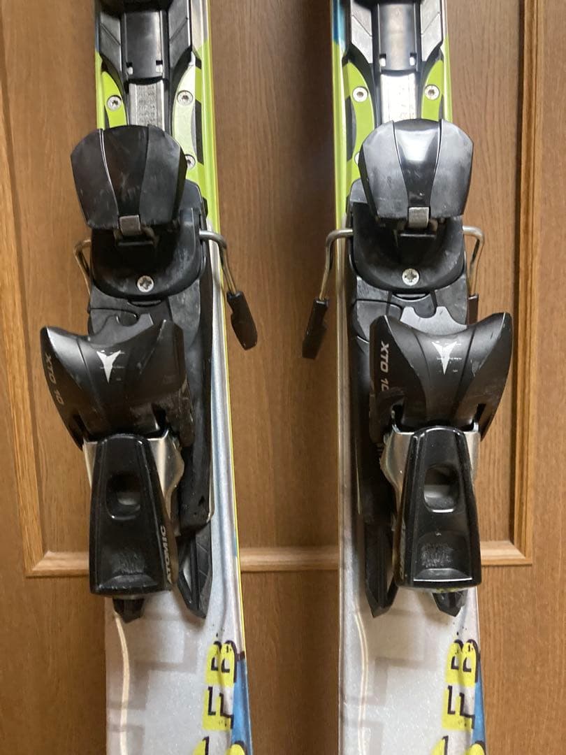 アトミック　ブルースターSFB 初中級者向けカービングスキー