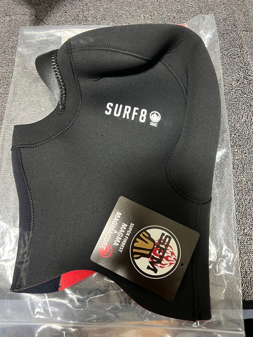 新品未使用品　サーフ8マグマコアフード　L