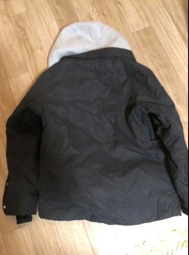 SCAPE(エスケープ) スノーボード　ウェア