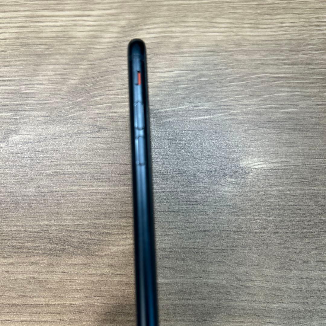 て*ん様 【美品】iPhone SE3第3世代スターライト 64GB simフリ