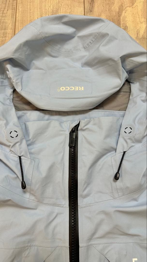 Burton [ak] 3L GORE-TEX Jacket ライトブルーM