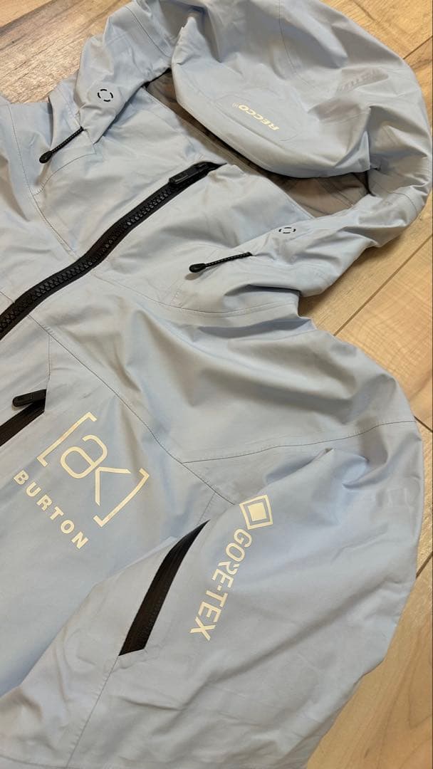 Burton [ak] 3L GORE-TEX Jacket ライトブルーM