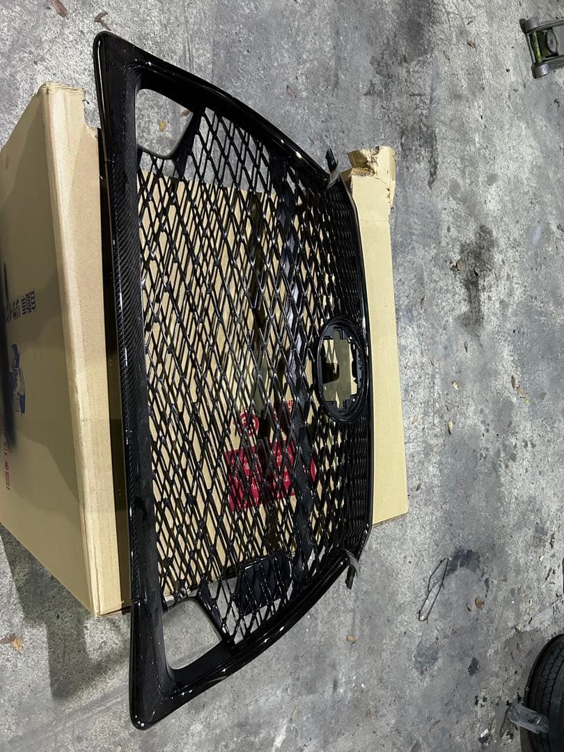 レクサス GSF フロントグリル