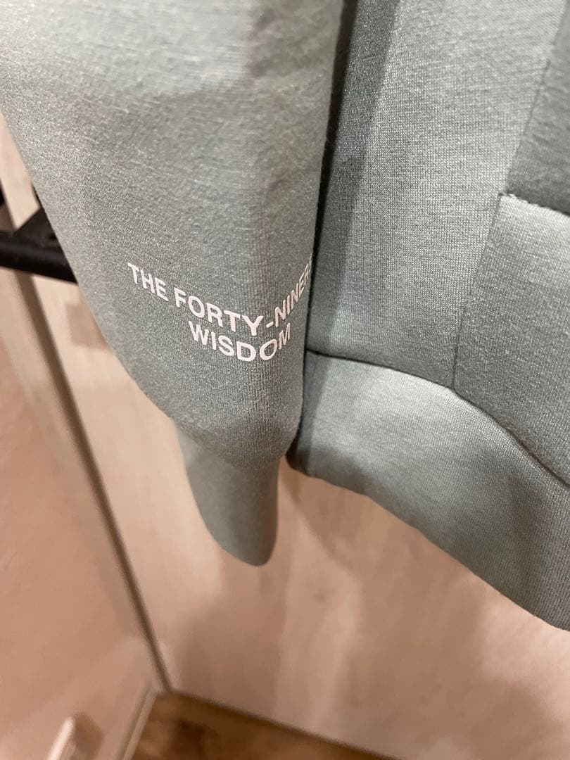 TFW49 CARDBOARD MATERIAL HOODIE サイズM