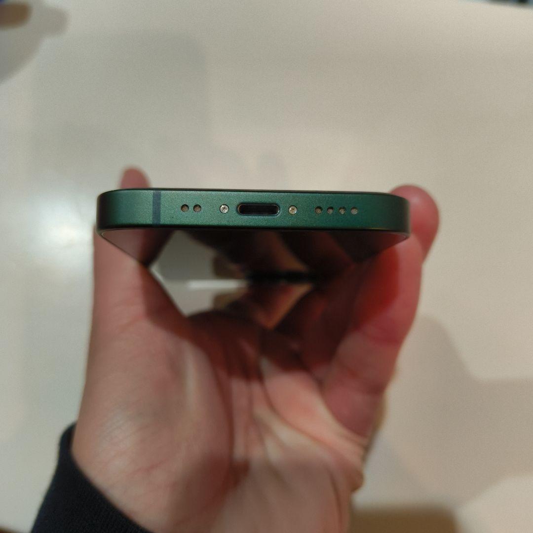 ERI0811　iPhone 13 miniグリーン 本体 + ケース