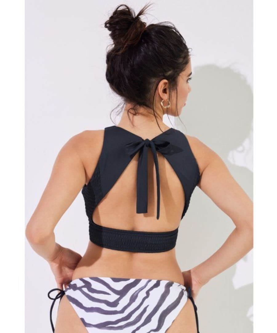 アリシアスタンalexia stam ビキニ