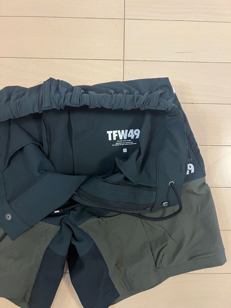 TFW49【新品未使用】セットアップ　シャツ　ハーフパンツ