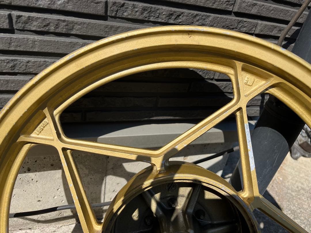 GSX400Eザリ？リヤホイール