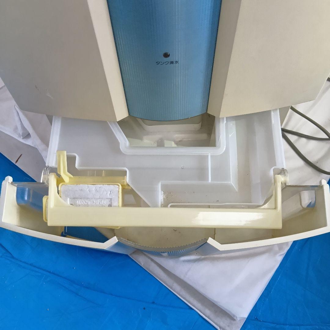 SHARP 除湿機 ホワイト・ブルー　衣類乾燥機