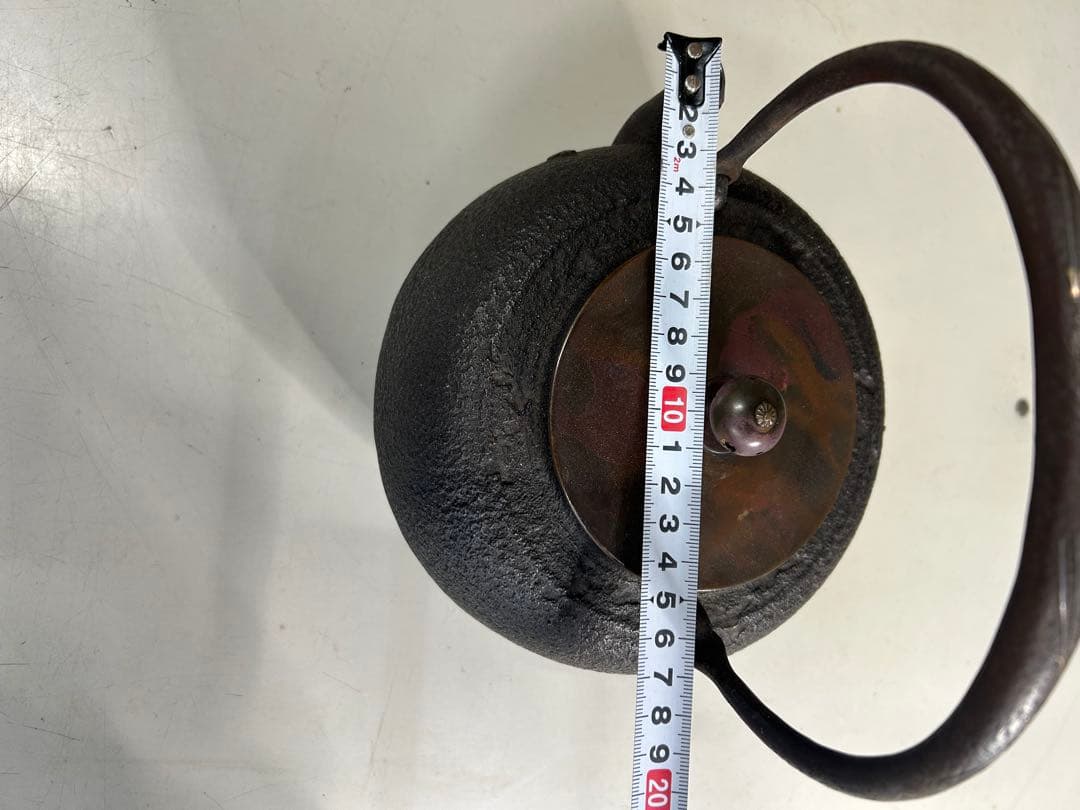 に*く様 鋳鉄製黒丸型鉄瓶　急須