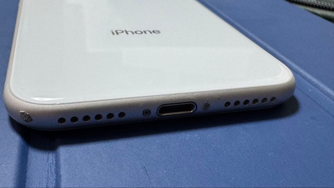 iphone8 シルバー