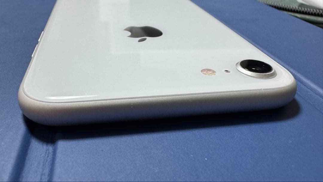 iphone8 シルバー